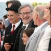 Mark Rylance, Steven Spielberg et Ruby Barnhill - Photocall du film "Le BGG" (Le Bon Gros Géant) lors du 69e Festival International du Film de Cannes. Le 14 mai 2016 © Borde-Moreau / Bestimage