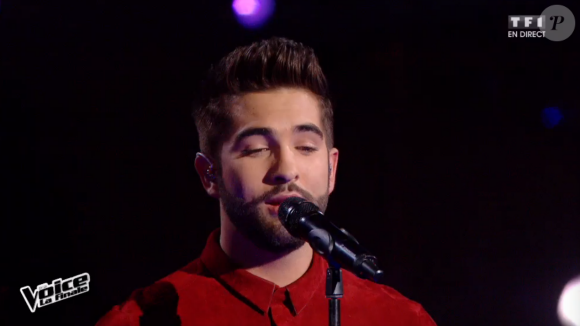 MB14 chante avec Kendji Girac lors de la finale de The Voice 5, sur TF1, le samedi 14 mai 2016