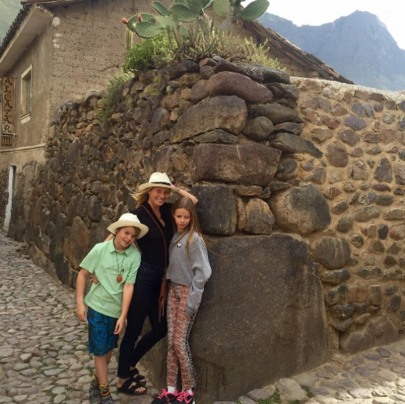 Gwyneth Paltrow a partagé une photo d'elle et ses enfants Apple et Moses sur sa page Instagram, au mois d'avril 2016