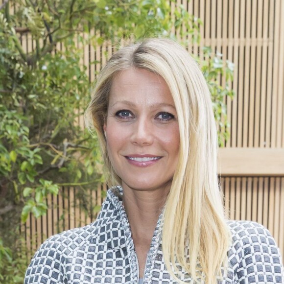 Gwyneth Paltrow au défilé de mode Haute-Couture "Chanel", collection printemps-été 2016, à Paris. Le 26 janvier 2016