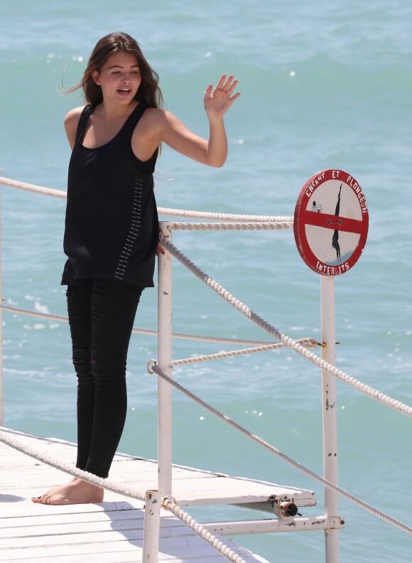 Thylane Blondeau lors d'un shooting photo sur le ponton de l'hôtel Martinez pour l’Oréal lors du 69ème Festival du film de Cannes. Le 14 mai 2016