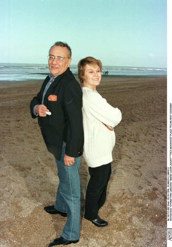 Yves Mourousi et Marie-Laure Augry, à Cabourg en 1996.