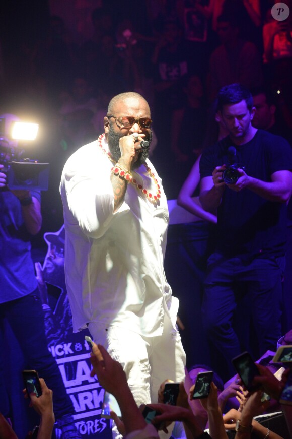 Exclusif - Rick Ross (William Leonard Roberts II) - People au nightclub le Gotha à Cannes pendant le 69ème Festival International du Film de Cannes le 15 mai 2016. © Rachid Bellak/Bestimage