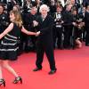 Guy Bedos et sa fille Victoria Bedos - Montée des marches du film "Julieta" lors du 69e Festival International du Film de Cannes. Le 17 mai 2016. © Olivier Borde-Cyril Moreau/Bestimage