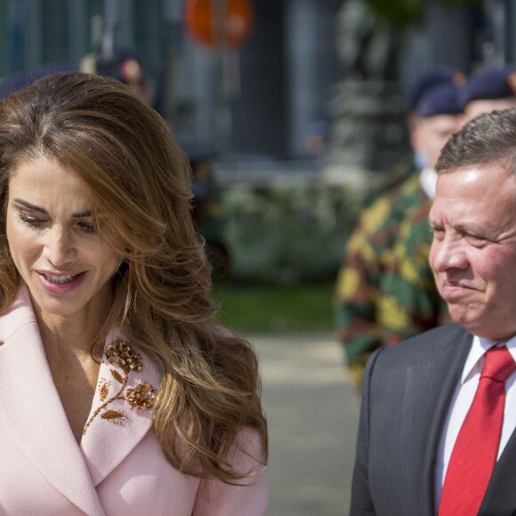 Le roi Abdallah II et la reine Rania de Jordanie sont accueillis au Palais Royal par le roi Philippe et la reine Mathilde de Belgique, pour une réception, à l'occasion d'une visite d'état de trois jours en Belgique. Bruxelles, 18 mai 2016.