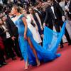 Blake Lively, enceinte et habillée d'une robe haute couture Atelier Versace - Montée des marches du film "The BFG" ("Le BGG Le Bon Gros Géant") lors du 69ème Festival International du Film de Cannes. Le 14 mai 2016. © Borde-Jacovides-Moreau/Bestimage