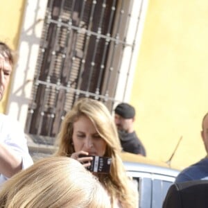 La reine Letizia et le roi Felipe VI d'Espagne en visite à Villanueva de los Infantes en Castille - La Manche le 18 mai 2016 dans le cadre des commémorations des 400 ans de la mort de Cervantes.