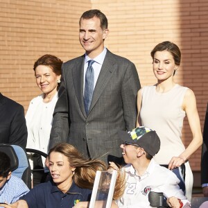 Le roi d'Espagne Felipe VI et la reine d'Espagne Letizia visitent l'Observatoire de la Spécificité à la Faculté des Sciences Sociales de Talavera de la Reina dans le cadre de la commémoration du quadricentenaire de la mort de Miguel de Cervantes. Talavera de la Reina, Espagne, le 18 mai 2016.18/05/2016 - Talavera de la Reina