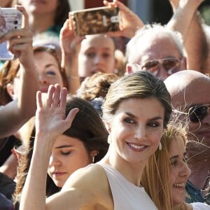 Le roi d'Espagne Felipe VI et la reine d'Espagne Letizia visitent l'Observatoire de la Spécificité à la Faculté des Sciences Sociales de Talavera de la Reina dans le cadre de la commémoration du quadricentenaire de la mort de Miguel de Cervantes. Talavera de la Reina, Espagne, le 18 mai 2016.18/05/2016 - Talavera de la Reina