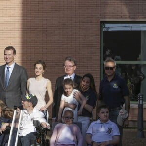 Le roi Felipe VI et la reine Letizia d'Espagne en visite à Talavera de la Reina le 18 mai 2016 dans le cadre des commémorations des 400 ans de la mort de Cervantes.