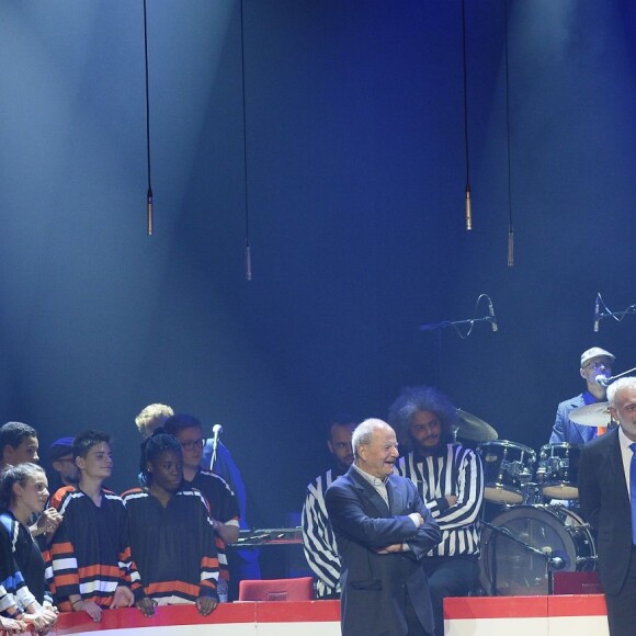 Marc Ladreit de Lacharrière et Najat Vallaud-Belkacem - Finale du Trophée d'Impro Culture & Diversité, au Théâtre Comédia à Paris le 23 mai 2016. © Coadic Guirec/ Bestimage23/05/2016 - Paris