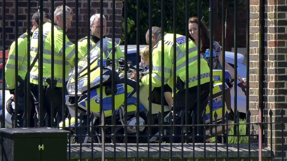 George de Cambridge à moto : Kate Middleton attendrie par son petit policier