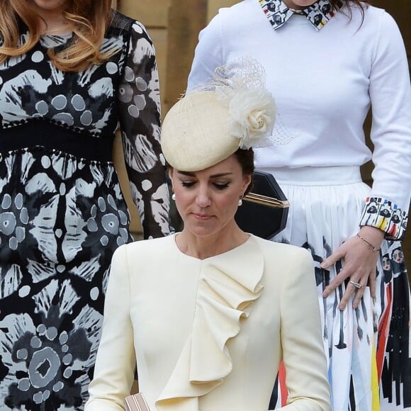 Le prince William et la duchesse Catherine de Cambridge à Buckingham Palace le 24 mai 2016 lors de la dernière garden party royale de l'année.