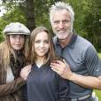 Exclusif - David Ginola, son épouse Coraline et leur fille Carla à la 15e édition des Balles Blanches au Golf du Prieuré à Sailly, le 2 juin 2015.