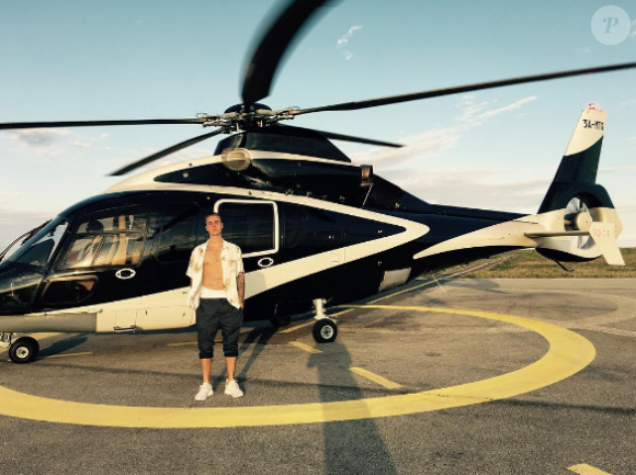 Justin Bieber prend l'hélicoptère après avoir passé deux jours à Saint-Tropez. Photo publiée sur Instagram, le 2 juin 2016.