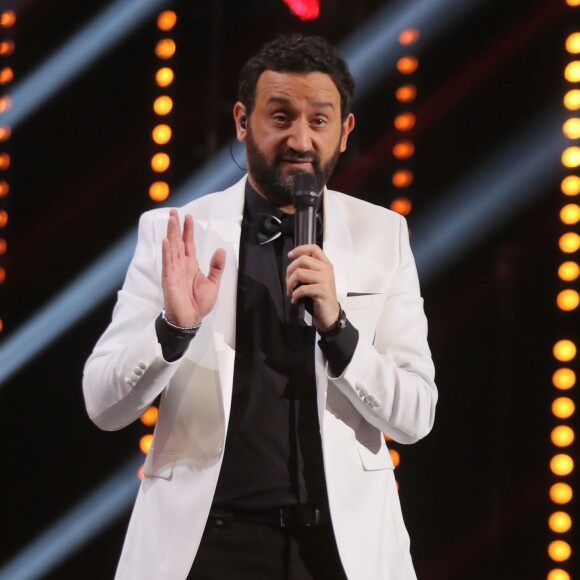 Exclusif - Cyril Hanouna - Prime time en direct de l'émission "Touche pas à mon poste fait son Olympia !" à l'Olympia, Paris le 19 mai 2016. L'émission produite par H2O Productions était retransmise en direct sur D8. © CVS/Bestimage