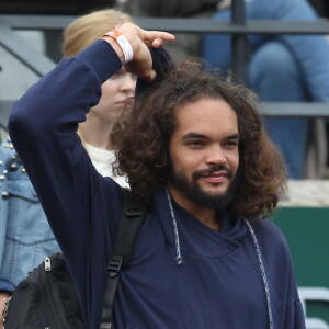 Joakim Noah et son grand-père Zacharie Noah à la finale dames aux internationaux de France de Roland-Garros à Paris le 3 juin 2016. © Moreau - Jacovides / Bestimage