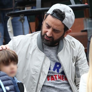 Cyril Hanouna et son fils Lino à la finale dames aux internationaux de France de Roland-Garros à Paris le 3 juin 2016. © Moreau - Jacovides / Bestimage