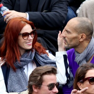 Audrey Fleurot et son compagnon Djibril Glissant dans les tribunes des internationaux de France de Roland Garros à Paris le 4 juin 2016. © Moreau - Jacovides / Bestimage