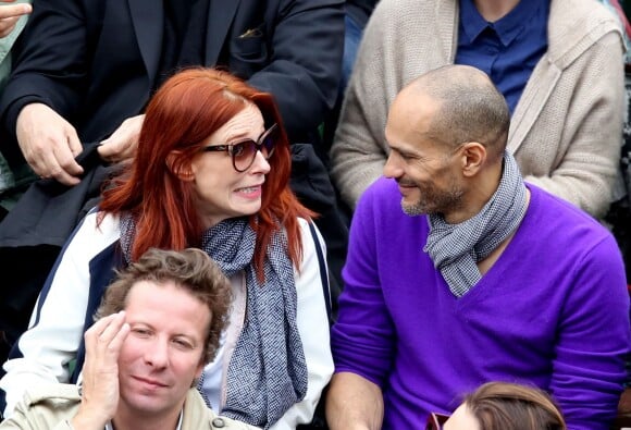Audrey Fleurot et son compagnon Djibril Glissant dans les tribunes des internationaux de France de Roland Garros à Paris le 4 juin 2016. © Moreau - Jacovides / Bestimage