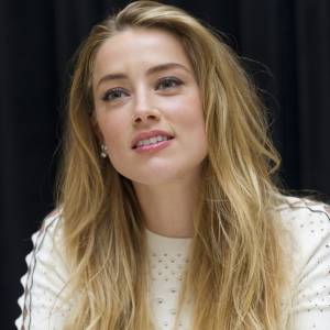 Amber Heard - Conférence de presse pour "The Danish Girl" au festival de Toronto le 12 septembre 2015.