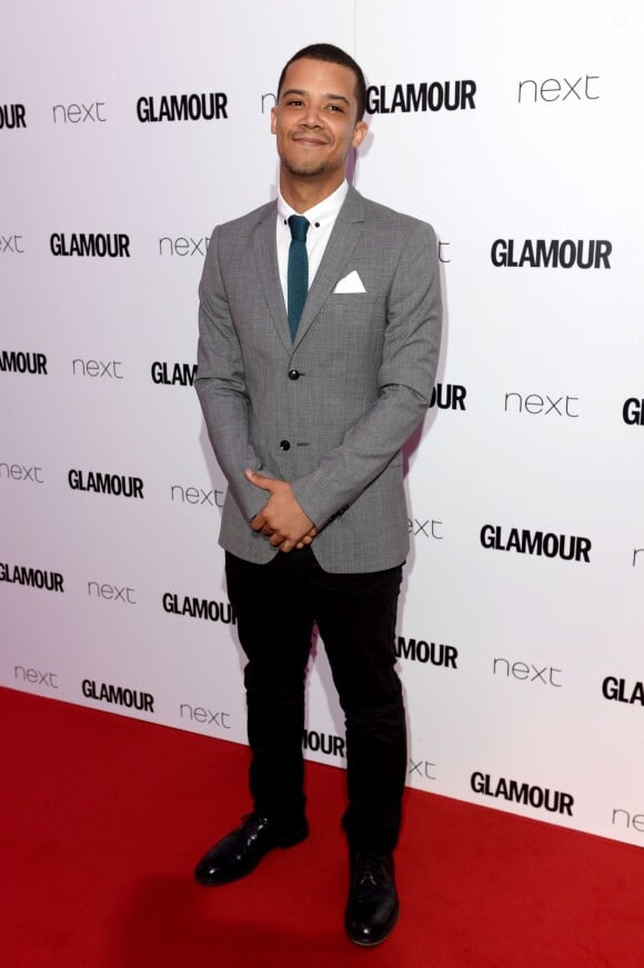Raleigh Ritchie assiste aux Glamour Women of the Year Awards aux Berkeley Square Gardens. Londres, le 7 juin 2016.