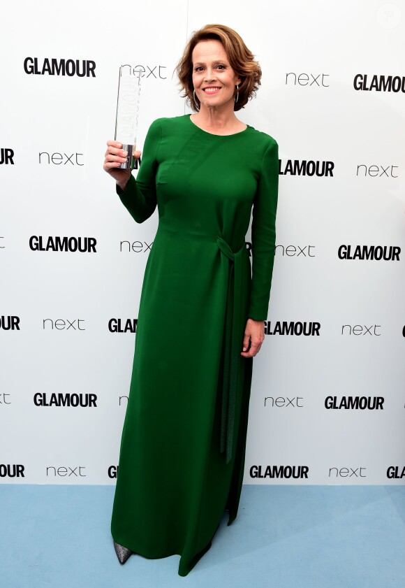Sigourney Weaver (Glamour Icon de l'année) assiste aux Glamour Women of the Year Awards aux Berkeley Square Gardens. Londres, le 7 juin 2016.