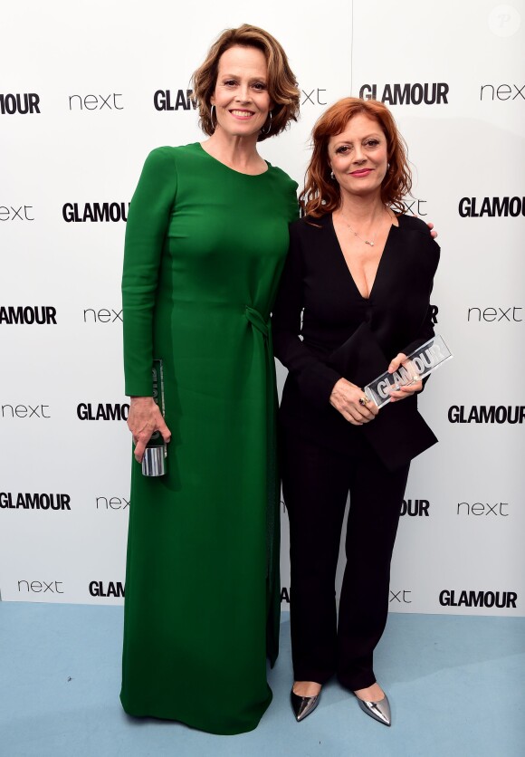 Susan Sarandon et Sigourney Weaver assistent aux Glamour Women of the Year Awards aux Berkeley Square Gardens. Londres, le 7 juin 2016.