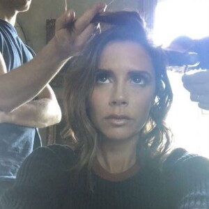 La créatrice Victoria Beckham dévoile sa nouvelle coupe sur Instagram. Juin 2016