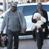 Bobby Brown et sa femme Alicia Etheredge ainsi que leur fils Bodhi Jameson, dans les rues Los Angeles, le 14 décembre 2015
