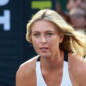 Maria Sharapova - Les plus grands joueurs de tennis mondiaux ont fait une démonstration au "Nike's NYC Street Tennis" à New York. Le 24 août 2015