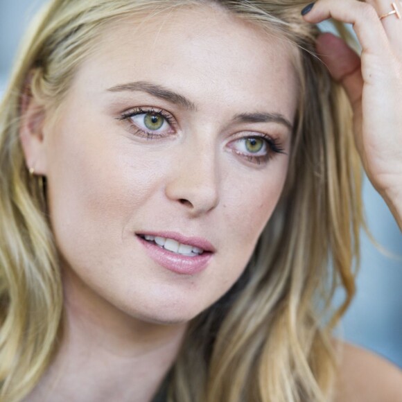Archive - La joueuse de tennis Maria Sharapova , ambassadrice de la marque Porsche lors d'une présentation dans le quartier de Mayfair à Londres, en Juin 2015. L'annonce du 7 mars 2016 du contrôle positif à un produit interdit n'en finit plus d'avoir des conséquences économiques pour Maria Sharapova. Après Nike et Tag Heuer, c'est au tour de Porsche de l'abandonner.