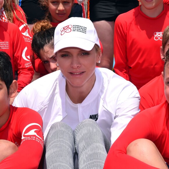 Exclusif - La princesse Charlene de Monaco et sa Fondation organisaient le 6 juin 2016 sur la plage du Larvotto une nouvelle journée d'action du programme Water Safety pour la prévention de la noyade, avec l'aide de grands champions comme Alain Bernard et Pierre Frolla. © Bruno Bebert / Pool restreint Monaco / Bestimage - Crystal - Visual