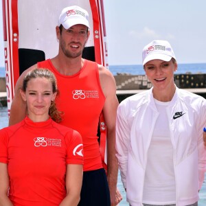 Exclusif - La princesse Charlene de Monaco, ici avec Alain Bernard et d'autres champions, et sa Fondation organisaient le 6 juin 2016 sur la plage du Larvotto une nouvelle journée d'action du programme Water Safety pour la prévention de la noyade, avec l'aide de grands champions comme Alain Bernard et Pierre Frolla. © Bruno Bebert / Pool restreint Monaco / Bestimage - Crystal - Visual