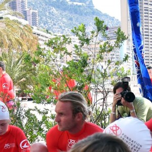 Exclusif - La princesse Charlene de Monaco et sa Fondation organisaient le 6 juin 2016 sur la plage du Larvotto une nouvelle journée d'action du programme Water Safety pour la prévention de la noyade, avec l'aide de grands champions comme Alain Bernard et Pierre Frolla. © Bruno Bebert / Pool restreint Monaco / Bestimage - Crystal - Visual