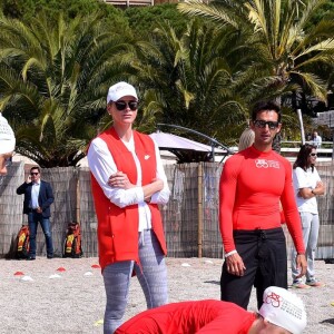 Exclusif - La princesse Charlene de Monaco et sa Fondation organisaient le 6 juin 2016 sur la plage du Larvotto une nouvelle journée d'action du programme Water Safety pour la prévention de la noyade, avec l'aide de grands champions comme Alain Bernard et Pierre Frolla. © Bruno Bebert / Pool restreint Monaco / Bestimage - Crystal - Visual