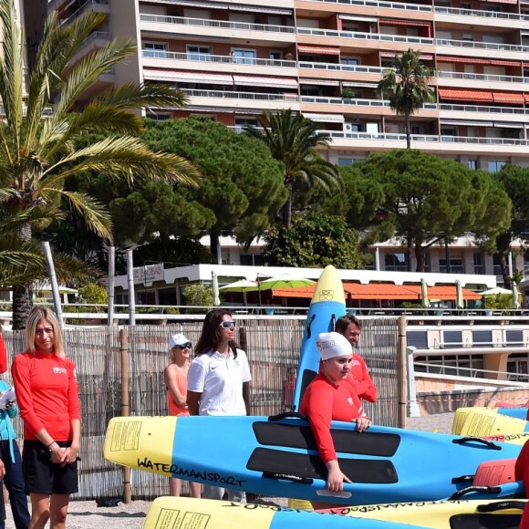 Exclusif - La princesse Charlene de Monaco et sa Fondation organisaient le 6 juin 2016 sur la plage du Larvotto une nouvelle journée d'action du programme Water Safety pour la prévention de la noyade, avec l'aide de grands champions comme Alain Bernard et Pierre Frolla. © Bruno Bebert / Pool restreint Monaco / Bestimage - Crystal - Visual