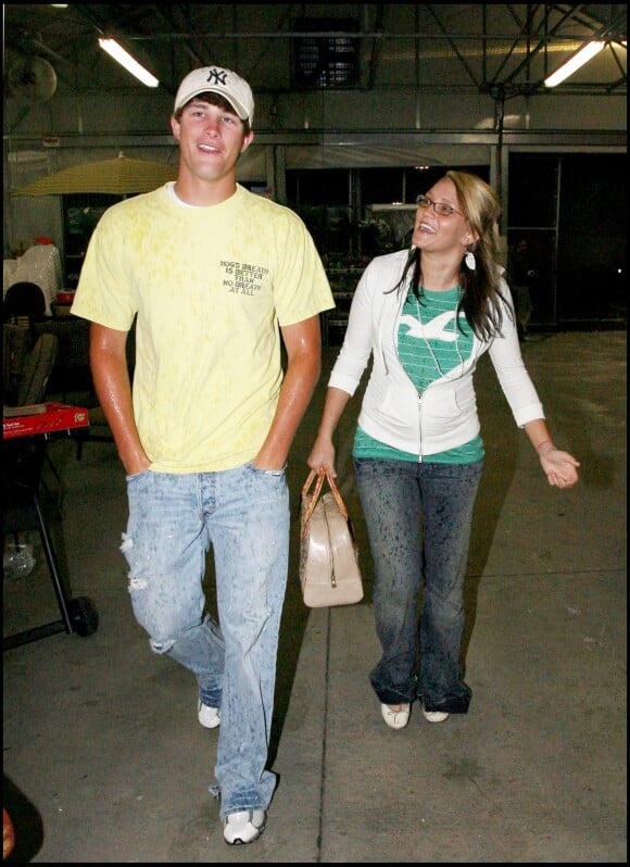 Exclusif - Jamie Lynn Spears enceinte et son ami Casey Aldridge à Beverly Hills, le 17 juin 2007