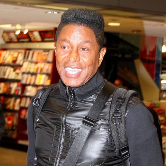 Tito et Jermaine Jackson arrivent a l'aeroport de Washington le 18 Octobre 2012.