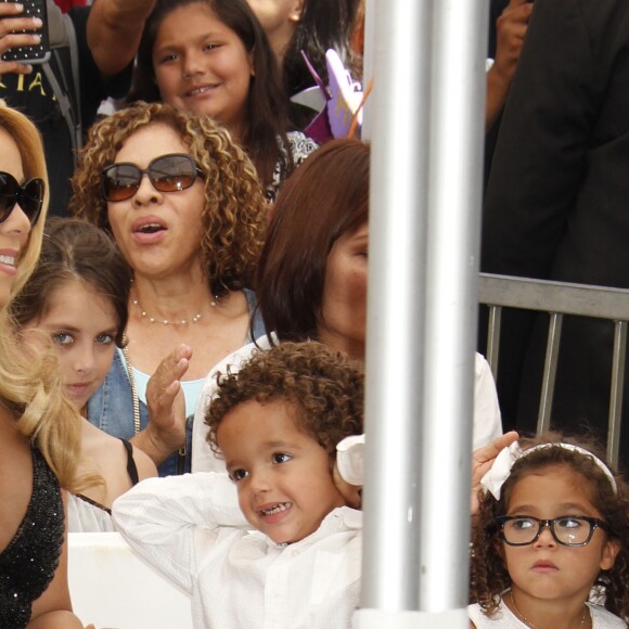 Mariah Carey et ses enfants Moroccan Cannon et Monroe Cannon - Mariah Carey reçoit son étoile sur le Walk of Fame à Hollywood, le 5 août 2015.