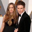 Eddie Redmayne et sa femme Hannah Bagshawe - Photocall de la 88ème cérémonie des Oscars au Dolby Theatre à Hollywood. Le 28 février 2016