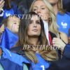 Marine Lloris (La Femme de Hugo Lloris) pendant le match de l'UEFA Euro 2016 France-Suisse au Stade Pierre-Mauroy à Lille, le 19 juin 2016