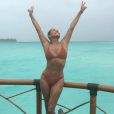 Yolanda Hadid en vacances à Tahiti