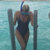 Yolanda Hadid en vacances à Tahiti