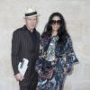 Paul Simonon et sa femme Serena Rees arrivent au Palais-Royal pour assister au défilé Louis Vuitton. Paris, le 23 juin 2017. © Olivier Borde / Bestimage