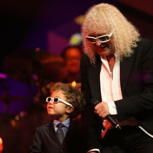 Michel Polnareff et son fils Louka - Jour 4 - Concert de Michel Polnareff à l'AccorHotels Arena de Paris le 11 mai, 2016.