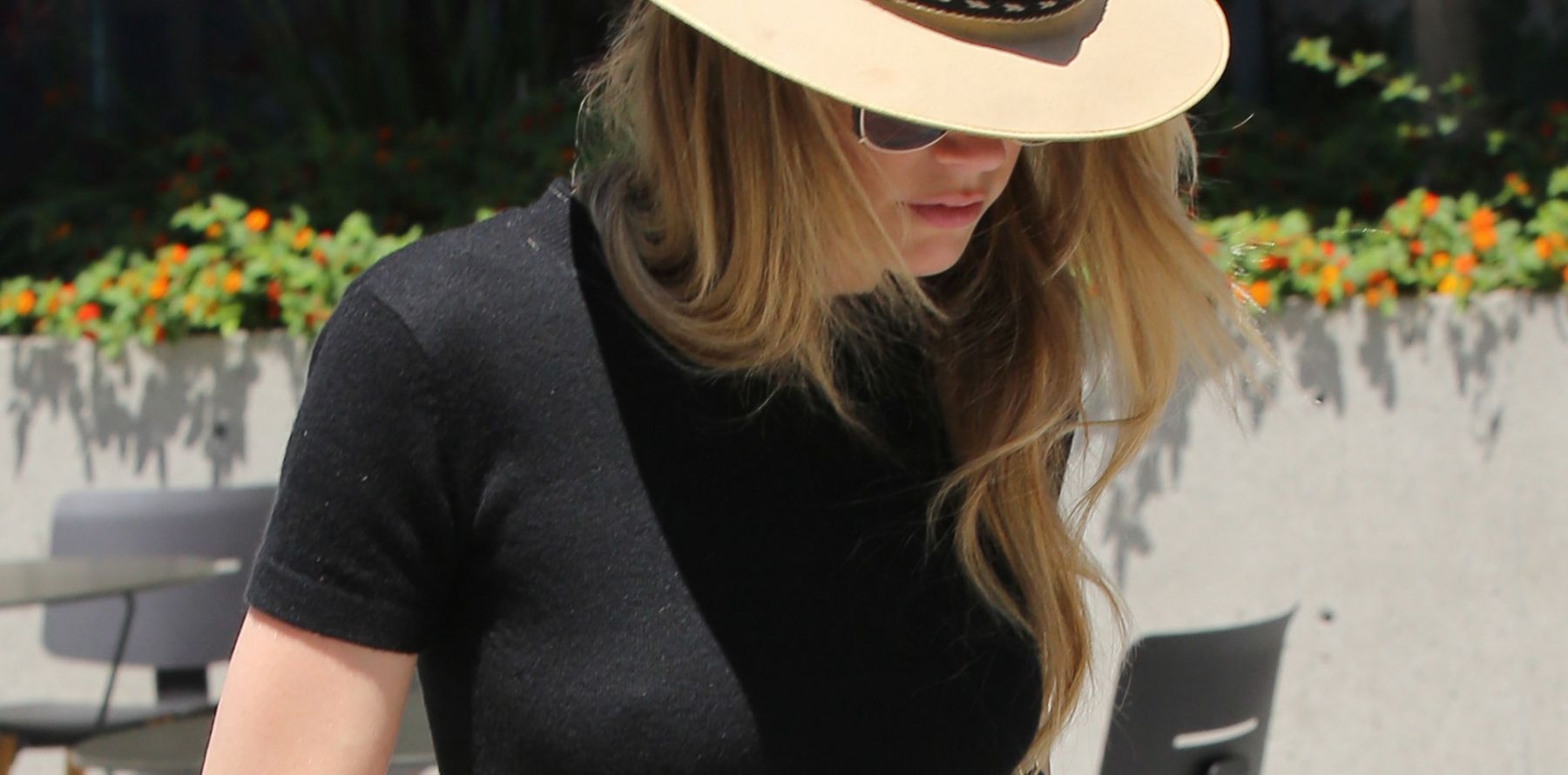 Amber Heard Prise De Poids Amber Heard très maigre : Sa violente perte de poids lui a joué des  tours... - Purepeople