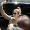 Céline Dion quitte son hôtel parisien pour se rendre à l'AccorHotels Arena où elle a chanté le soir le 24 juin 2016.