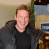 Benjamin Castaldi sur le plateau de la radio Europe 1 au salon international de l'Agriculture à Paris, le 25 février 2015.