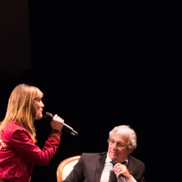 Michel Boujenah, Jean-Paul Belmondo Guy Bedos et sa fille Victoria - "La fête à Guy Bedos" - Soirée d'hommage à Guy Bedos, au Théâtre 140, à Bruxelles le 18 juin 2016